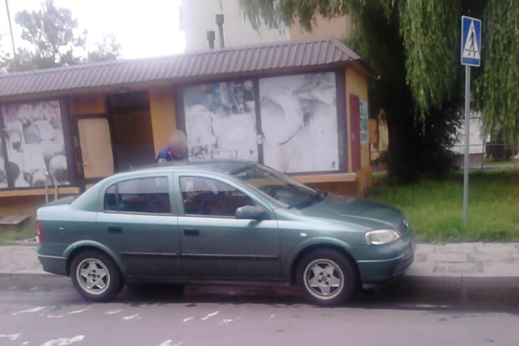 Mistrzowie parkowania - Krosno, Naftowa - 7
