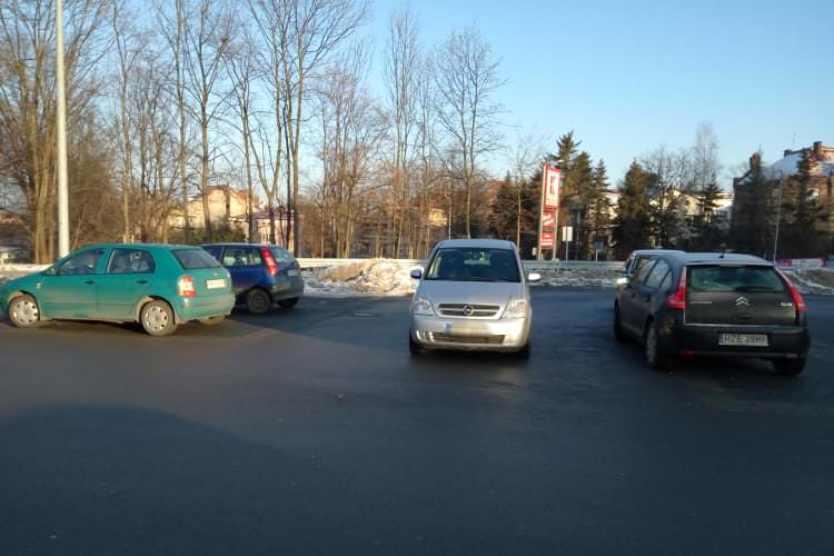Mistrzowie parkowania - Krosno - 153