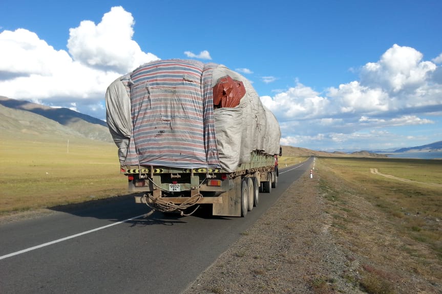 Przez Urianchaj i Mongolię - autostopem przez kraj bez dróg - spotkanie z Moniką Radzikowską 