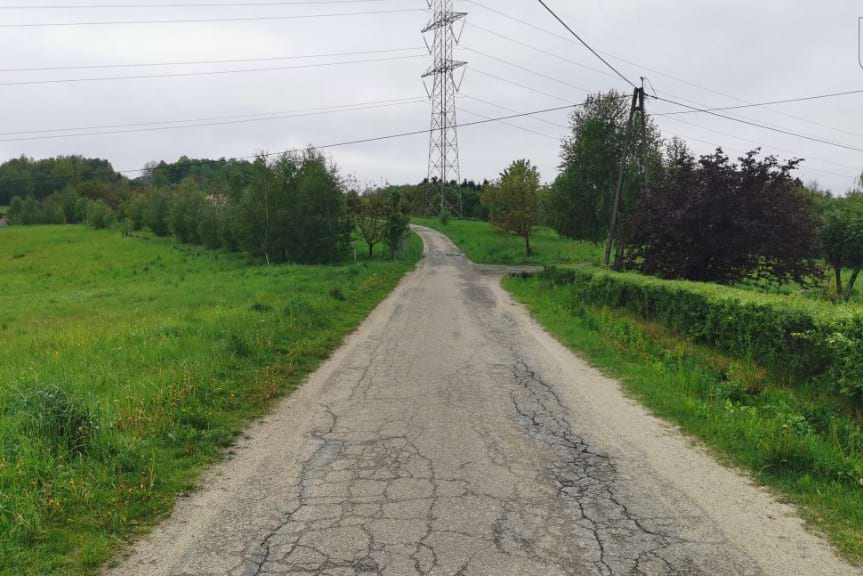 droga do remontu w gminie Korczyna