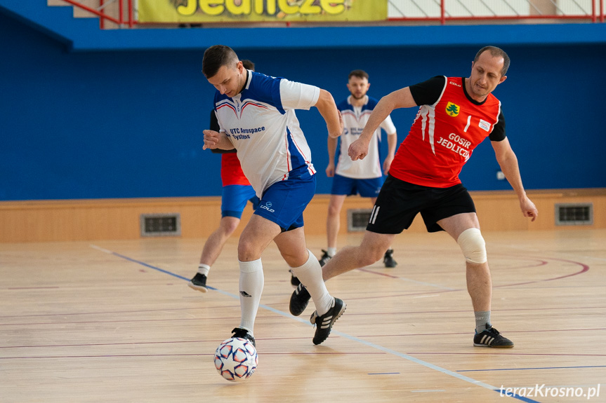 XI Zakładowego Turnieju Halowej Piłki Nożnej o Puchar Burmistrza Gminy Jedlicze