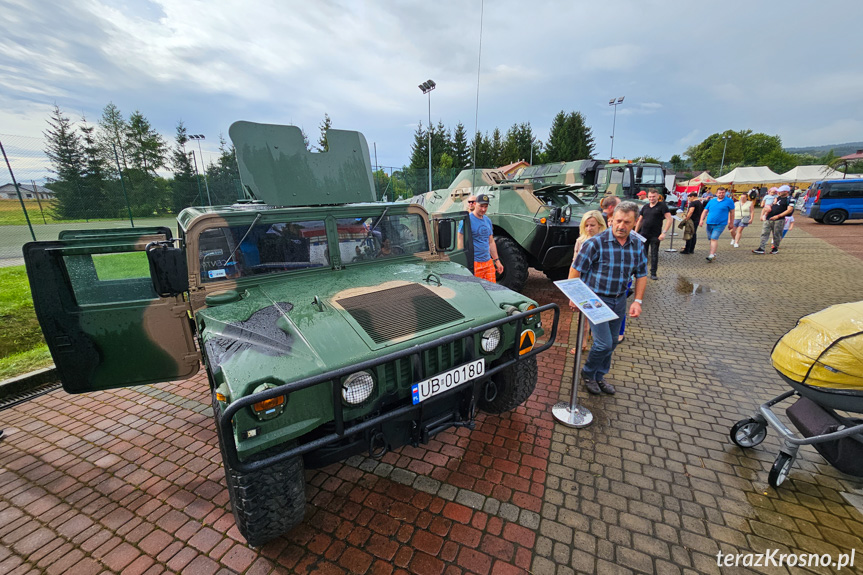 Piknik militarny w Korczynie