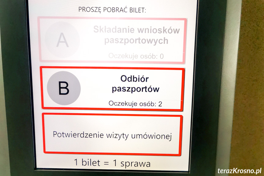 Automat w Biurze Paszportowym w Krośnie