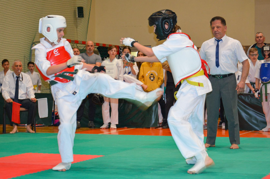 Mistrzostwa Makroregionu Południowego oraz Międzywojewódzkie Mistrzostwa Młodzików Karate Kyokushin w Dukli