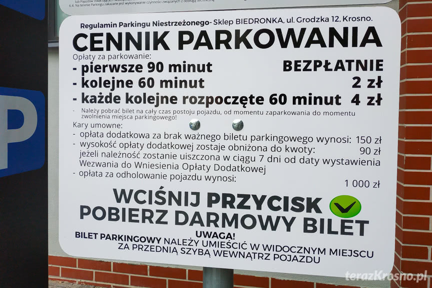 płatny parking pod Biedronką