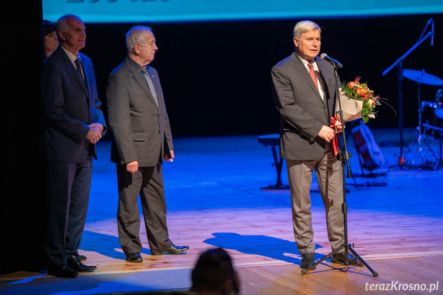 Prezydent Piotr Przytocki składa gratulacje