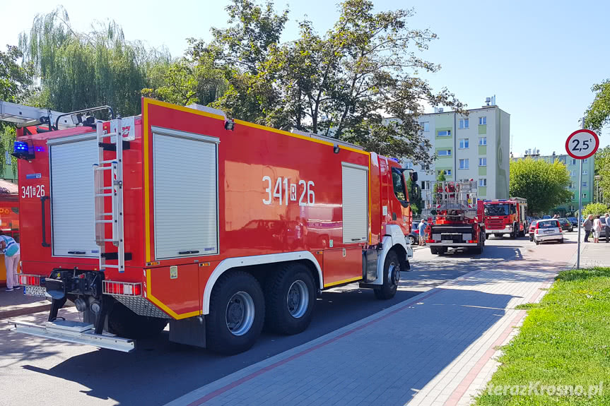 Pożar w bloku na Oficerskiej w Krośnie