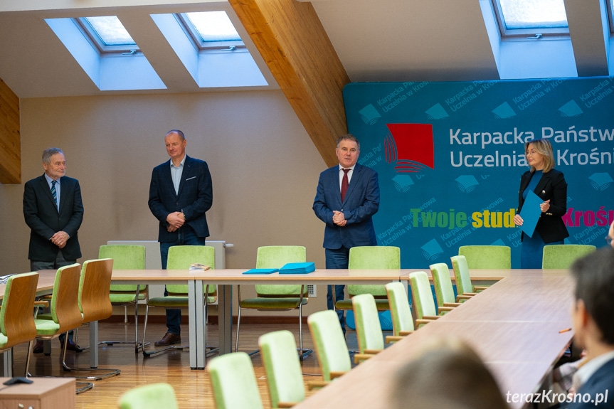 Rozdanie stypendiów KPU w Krośnie
