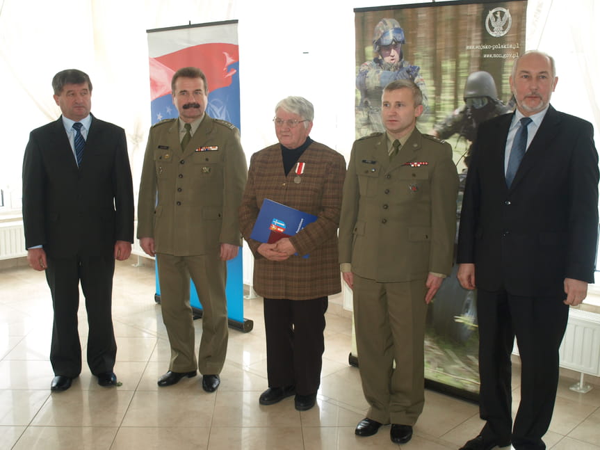 Uroczystość wręczenia medali Za Zasługi dla Obronności Kraju Krosno 2012 rok