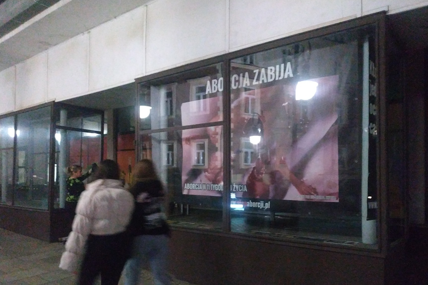 plakaty antyaborcyjne w Krośnie