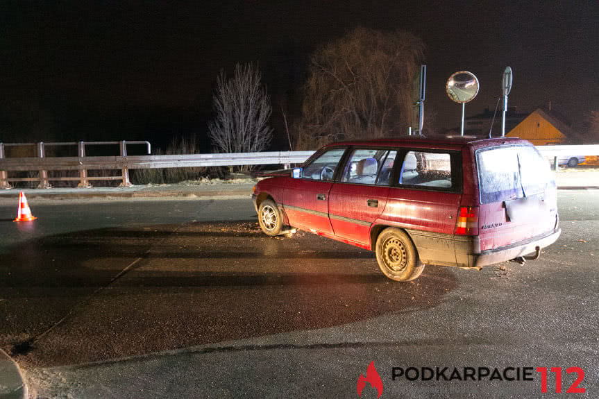 Zderzenie trzech samochodów w Świerzowej Polskiej