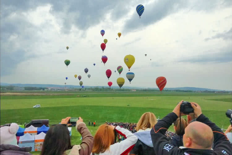 Balony nad Krosnem 2016. Zdjęcia i filmy Czytelników