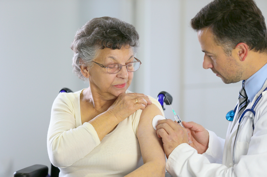 Bezpłatne szczepionki przeciw grypie dla krośnieńskich seniorów