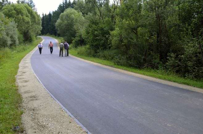 Droga powiatowa Ropianka - Olchowiec po remoncie