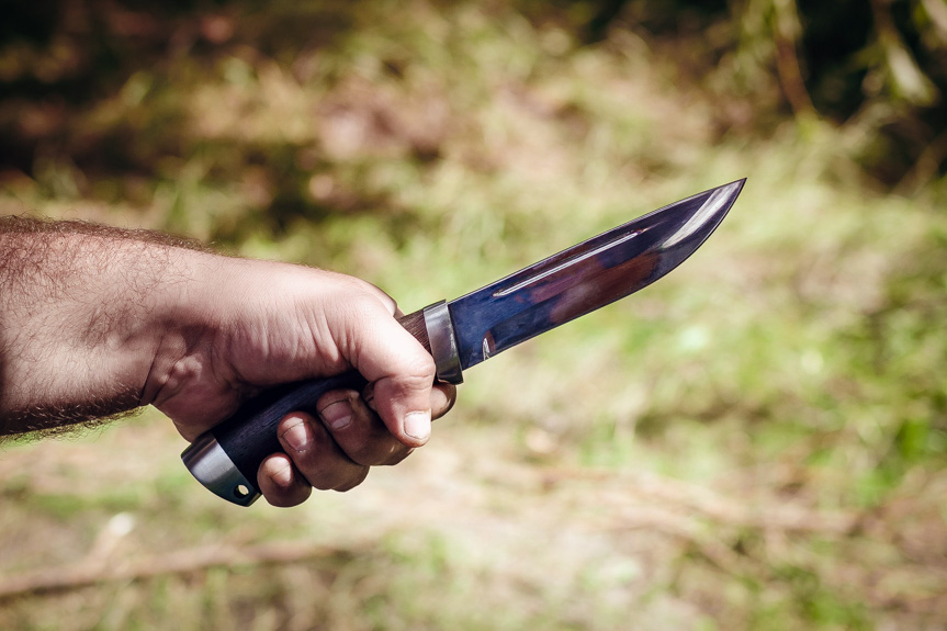 26-latek groził nożem działkowcom