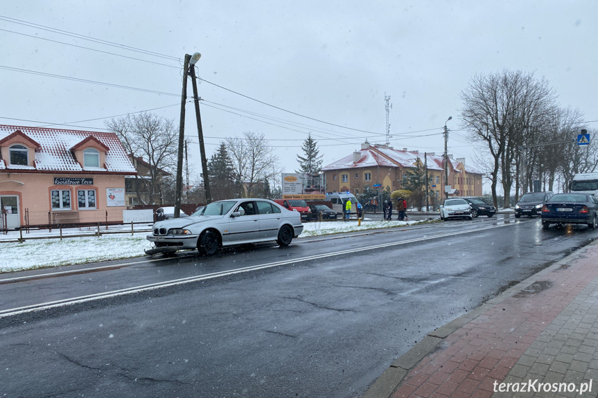 Kolizja trzech samochodów osobowych w Łężanach