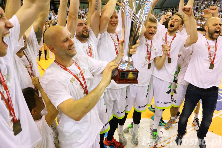 Miasto Szkła Krosno wywalczyło historyczny awans do Tauron Basket Ligi [WIDEO]
