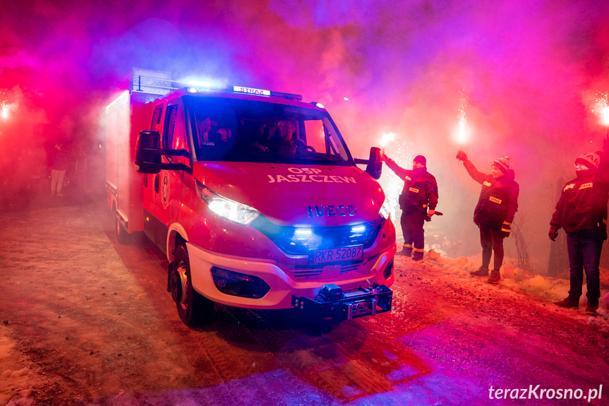 Nowy samochód ratowniczo-gaśniczy w OSP Jaszczew... na razie lekki