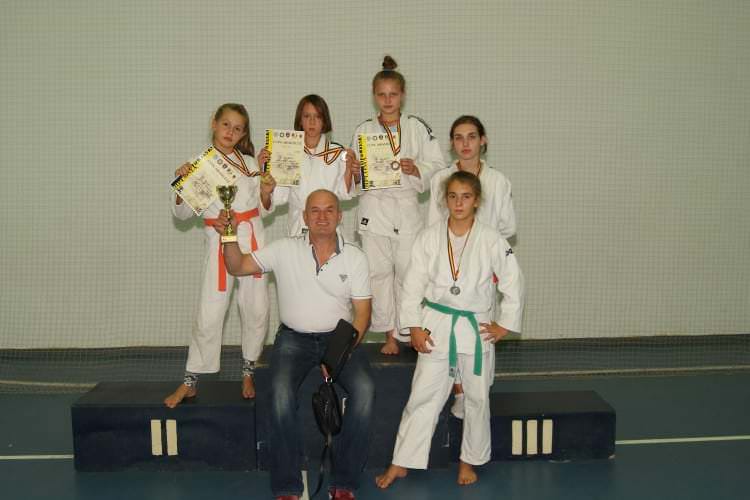 Pięć medali dla judoków UKS 15 Krosno