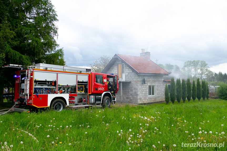 Pożar domu w Przybówce, duże straty