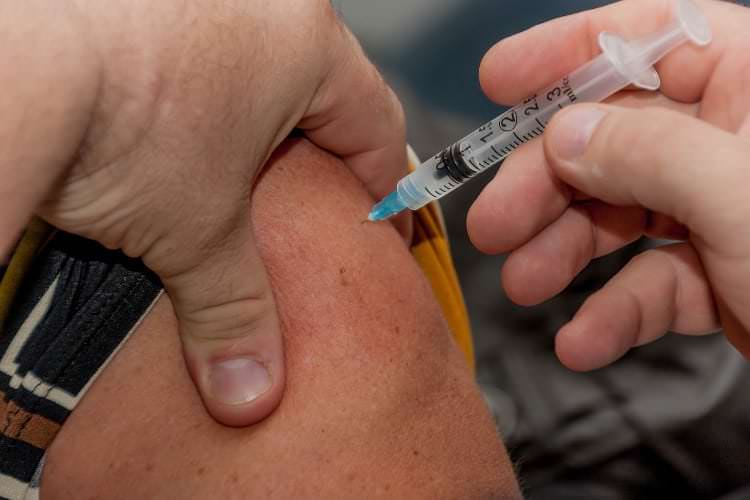 Ruszają bezpłatne szczepienia przeciwko grypie 