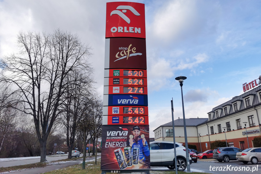 Sprawdź ceny paliw w Krośnie po obniżce VAT