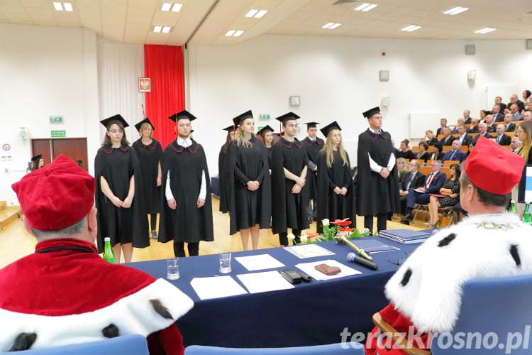 Studenci PWSZ Krosno zainaugurowali rok akademicki