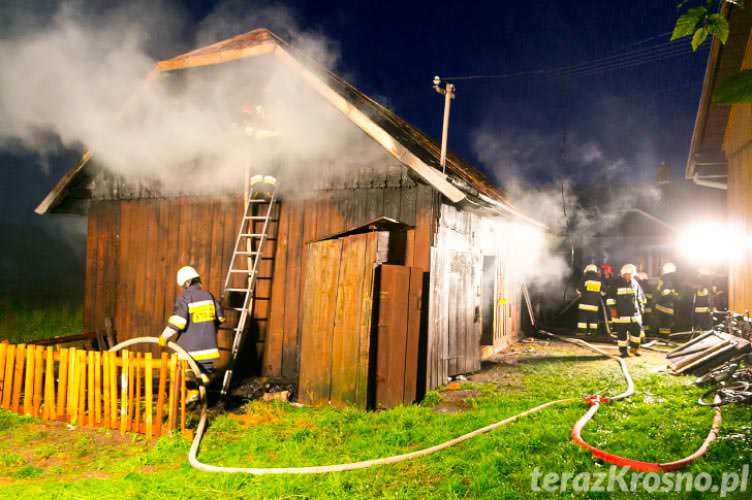 Pożar budynku gospodarczego w Bobrce