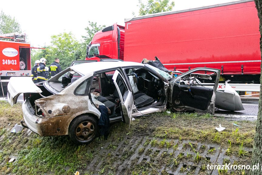 Tragiczny wypadek w Moderówce. 1 osoba nie żyje, 5 rannych