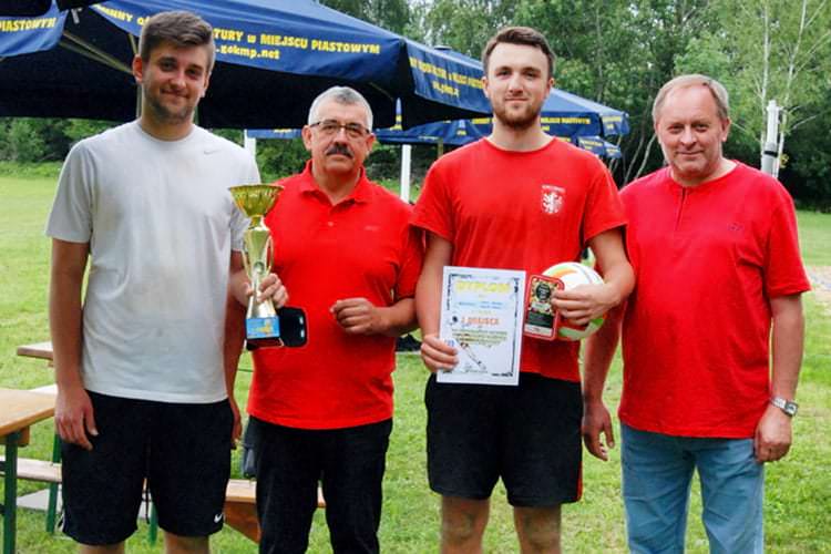VII Powiatowy Turniej Piłki Siatkowej Plażowej w Niżnej Łące