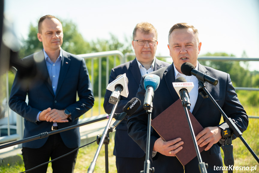 Wiceminister Rafał Weber o inwestycjach drogowych w Krośnie