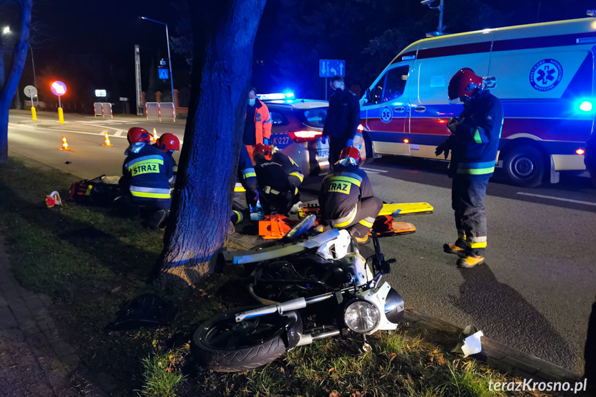 Wypadek na Krakowskiej w Krośnie. Zderzenie jednośladu z samochodem