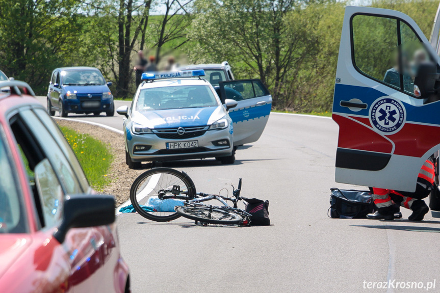 Wypadek rowerzysty w Szklarach