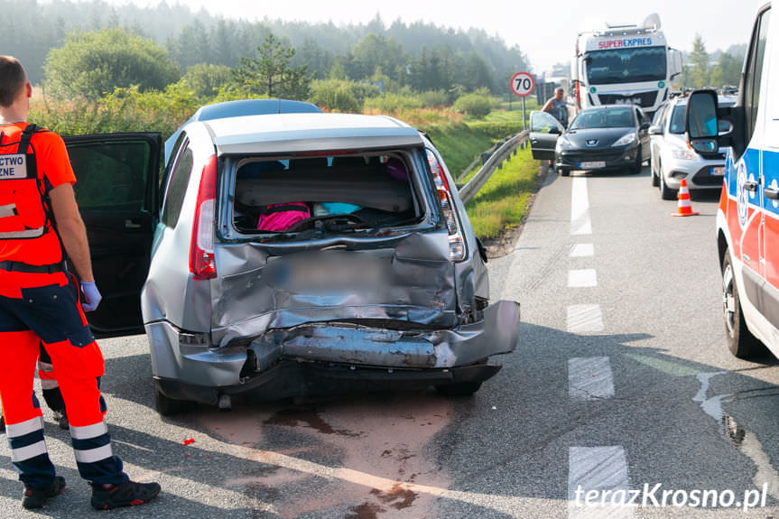 Wypadek w Barwinku, zderzenie dwóch samochodów