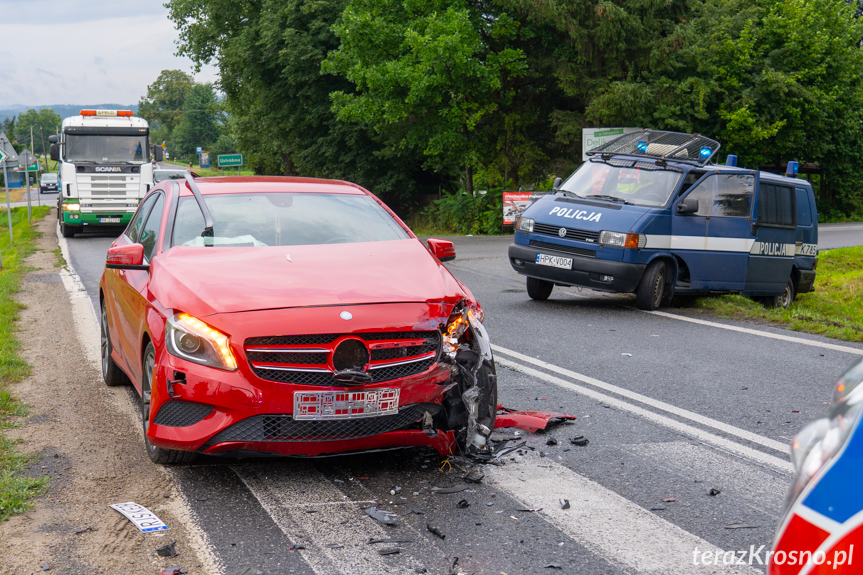Wypadek z udziałem radiowozu na Rzeszowskiej w Krośnie