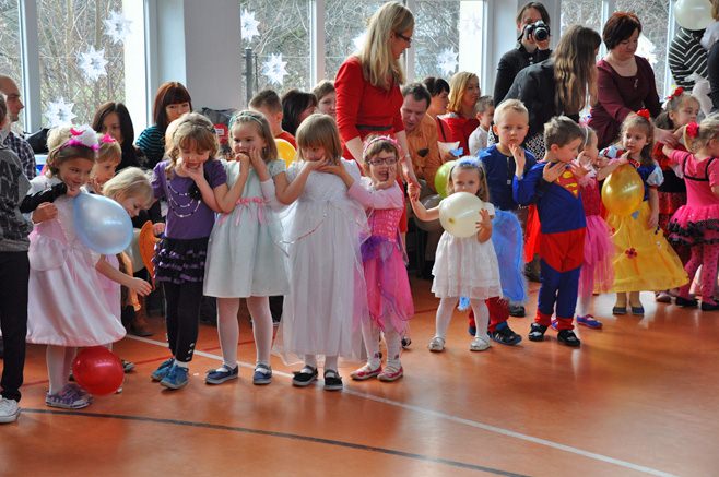 Zabawa choinkowa w Szkole Podstawowej w Świerzowej Polskiej