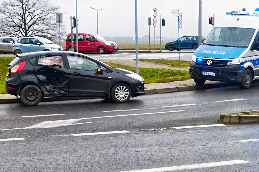 Zderzenie na skrzyżowaniu trzech ulic w Krośnie