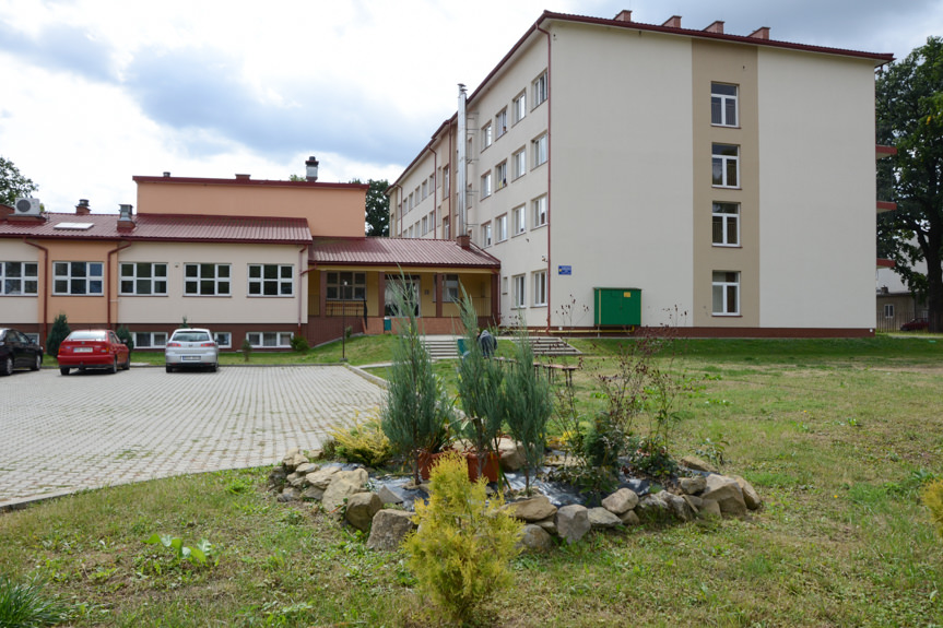 Zespół Szkół przy Ośrodku Szkolenia i Wychowania OHP w Iwoniczu