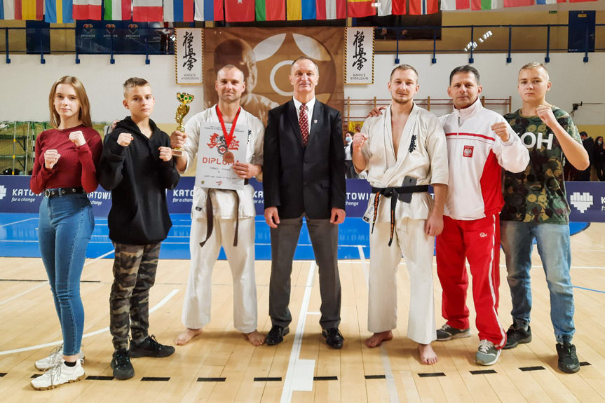 Znakomity występ na Mistrzostwach Europy w Katowicach zawodników krośnieńskiego Klubu Kyokushin Karate 