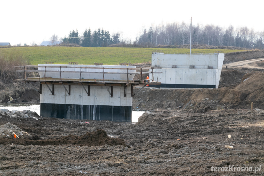 Budowa mostu w Wojkówce