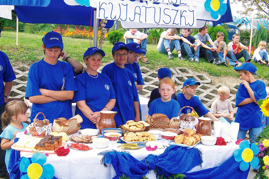 Impreza sportowo-rekreacyjna przy szkole w Króliku Polskim