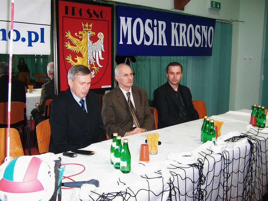 Mistrzostwa EEVZA na hali sportowo-widowiskowej w Krośnie