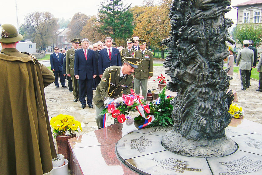 Obchody 61. rocznicy Operacji Karpacko-Dukielskiej w Dukli