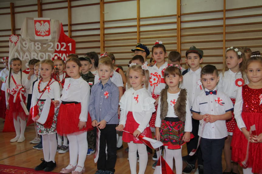 Obchody Święta Niepodległości  w Szkole Podstawowej w Dukli