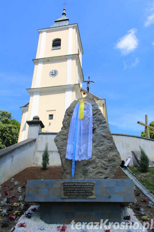 Odsłonięcie pomnika w Kobylanach