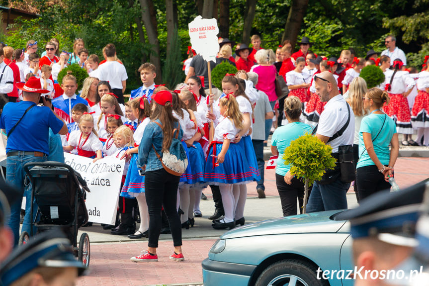Otwarcie 10 Polonijnego Festiwalu Dziecięcych Zespołów Folklorystycznych