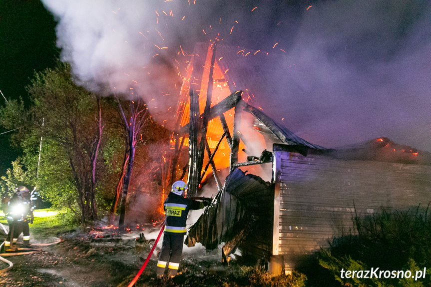 Pożar budynku gospodarczego w Wojaszówce