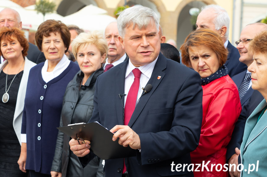 Prezentacja kandydatów komitety wyborczego Piotra Przytockiego