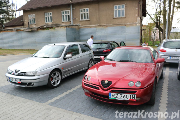 Spotkanie miłośników Alfa Romeo w Krośnie