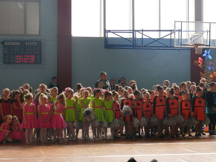VIII Ogólnopolski Przegląd Dziecięcych i Młodzieżowych Zespołów Tanecznych Jedlicze 2017